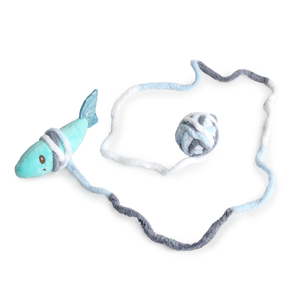 Knotty Habit – Textured Chew & Tug Toy for Cats